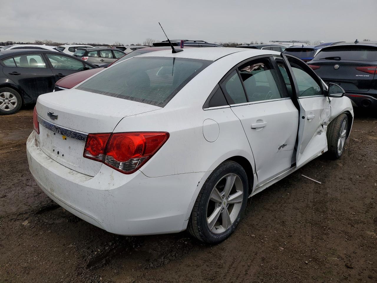 2014 CHEVROLET CRUZE LT photo 3