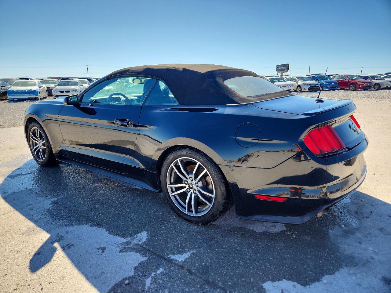 2017 FORD MUSTANG photo 2
