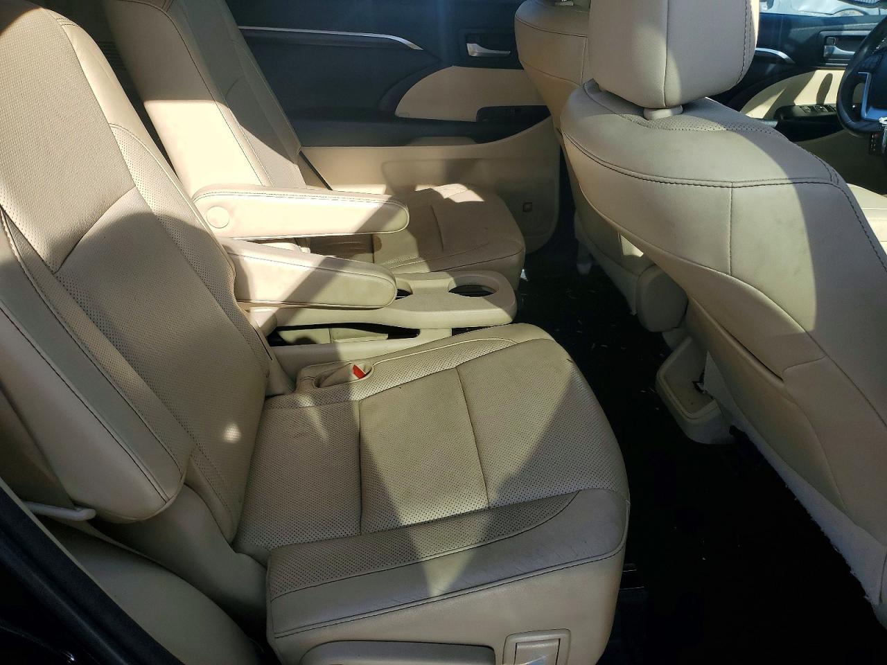 2016 TOYOTA HIGHLANDER LIMITED photo 21