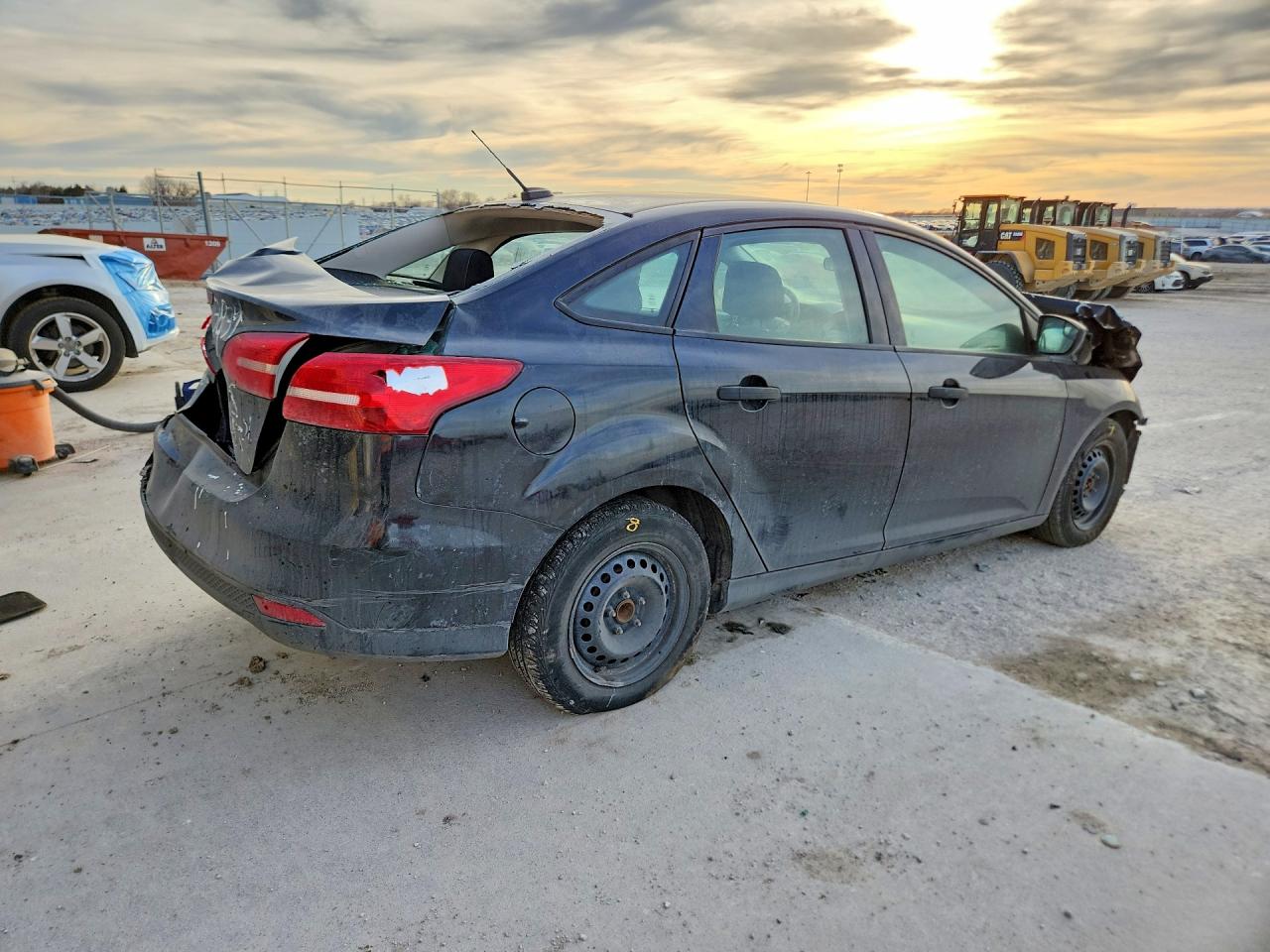 2018 FORD FOCUS S photo 5