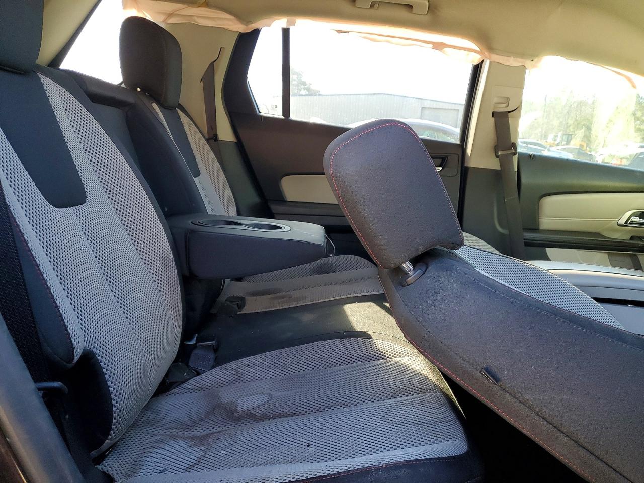 2015 GMC TERRAIN SLE photo 11