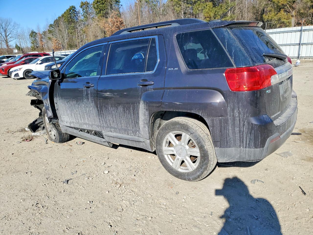 2015 GMC TERRAIN SLE photo 2