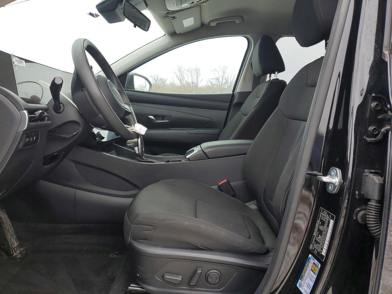 2025 HYUNDAI TUCSON SEL photo 13