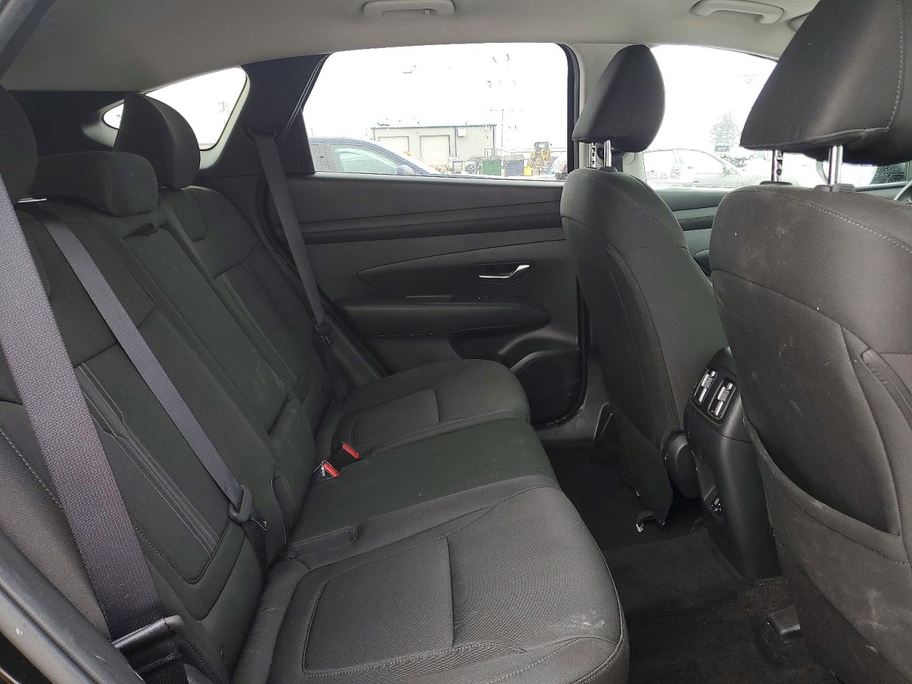 2025 HYUNDAI TUCSON SEL photo 19