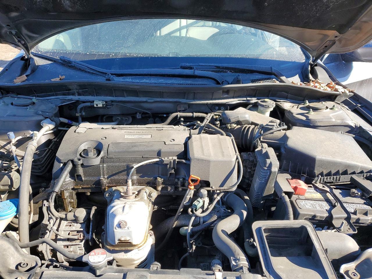 2017 HONDA ACCORD LX photo 31