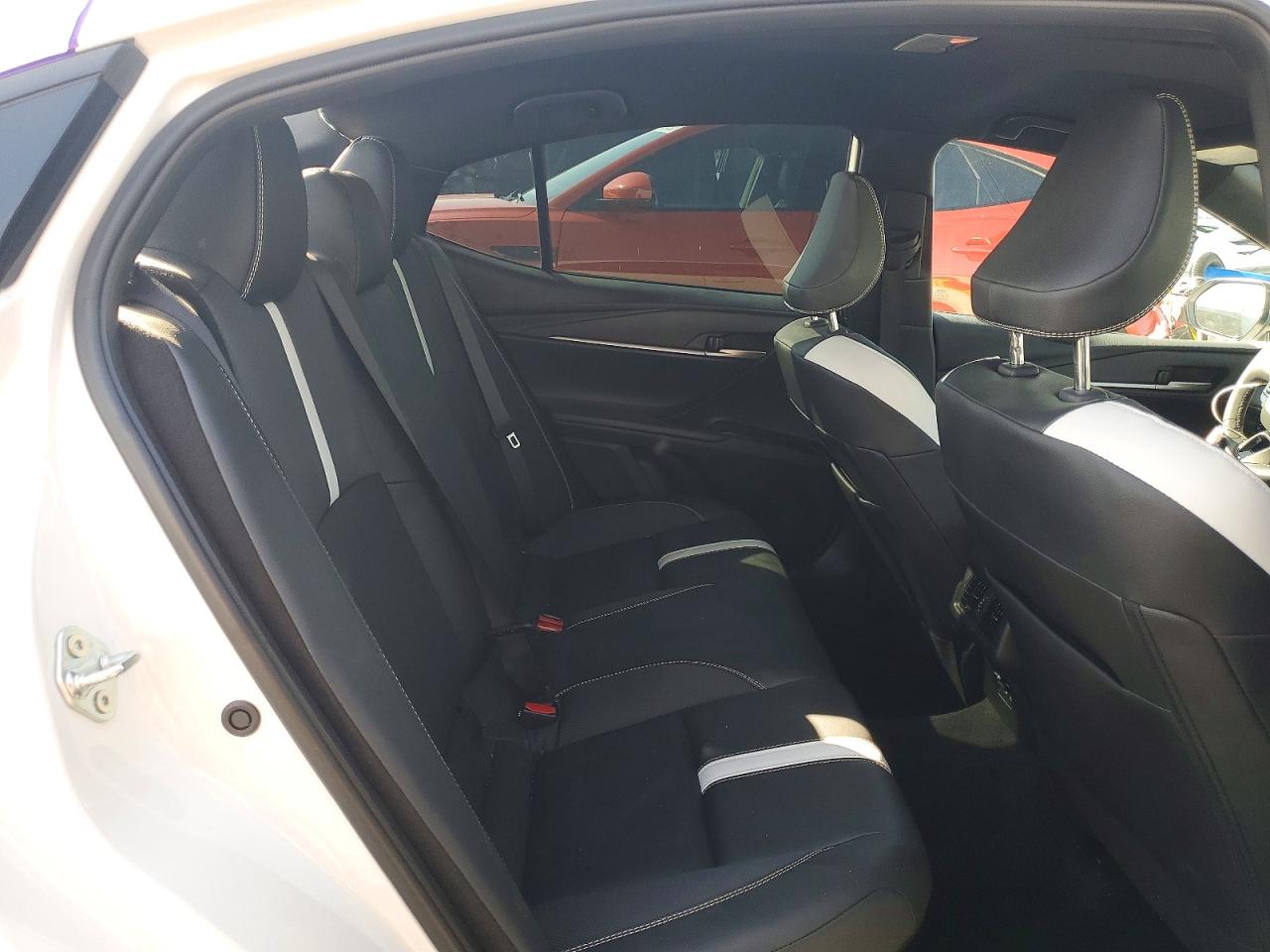 2025 TOYOTA CAMRY SE photo 10