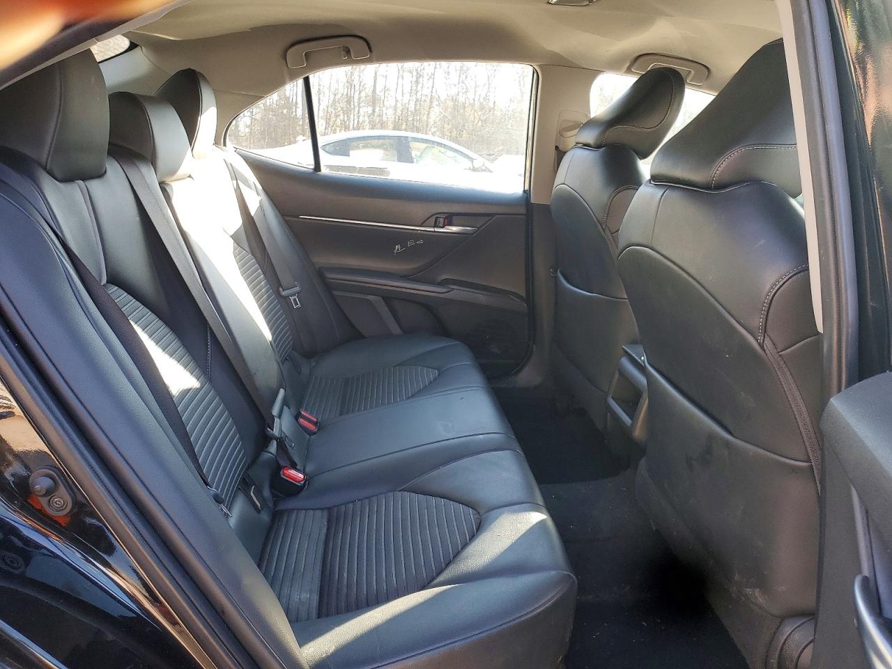 2021 TOYOTA CAMRY SE photo 28