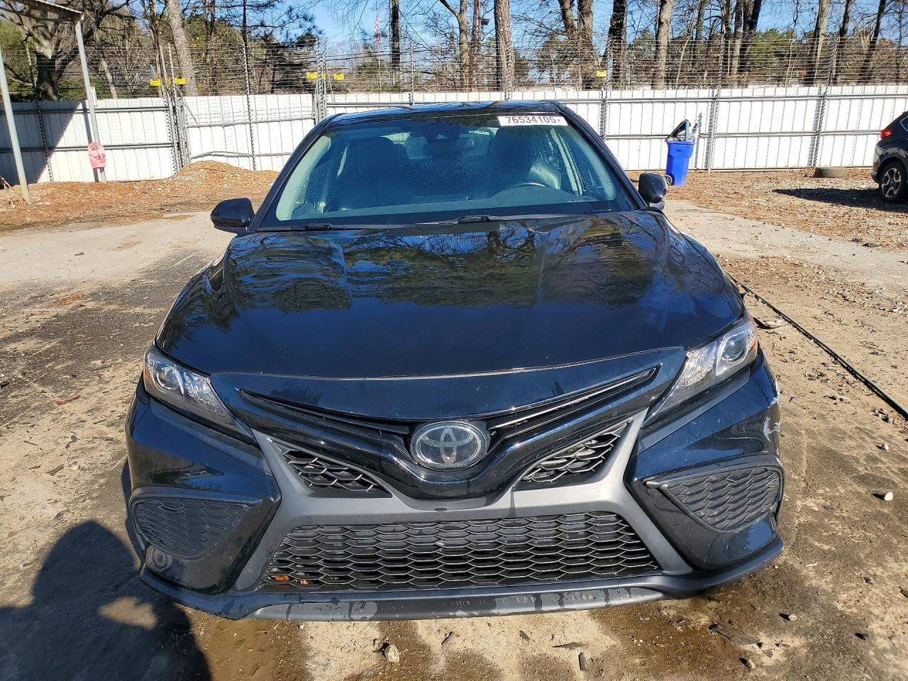 2021 TOYOTA CAMRY SE photo 13