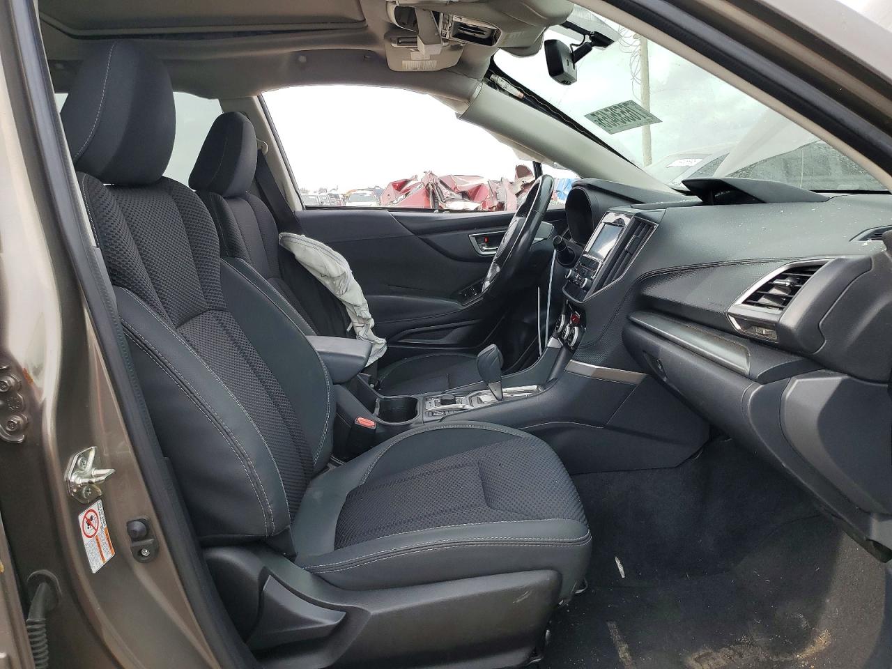 2019 SUBARU FORESTER PREMIUM photo 7