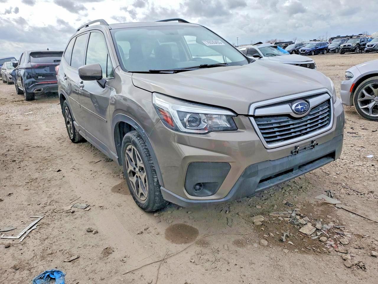 2019 SUBARU FORESTER PREMIUM photo 4