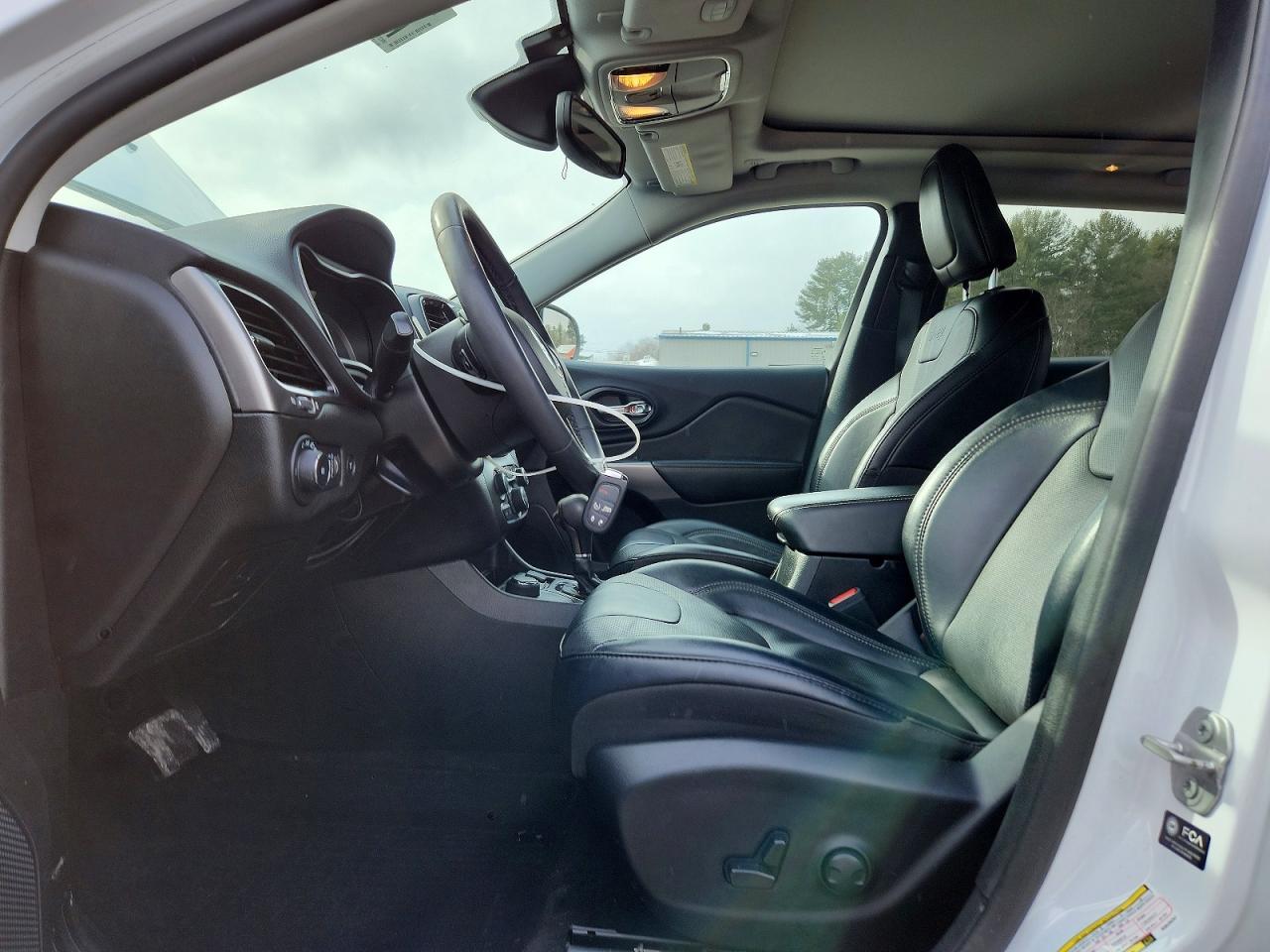 2022 JEEP CHEROKEE LIMITED photo 19
