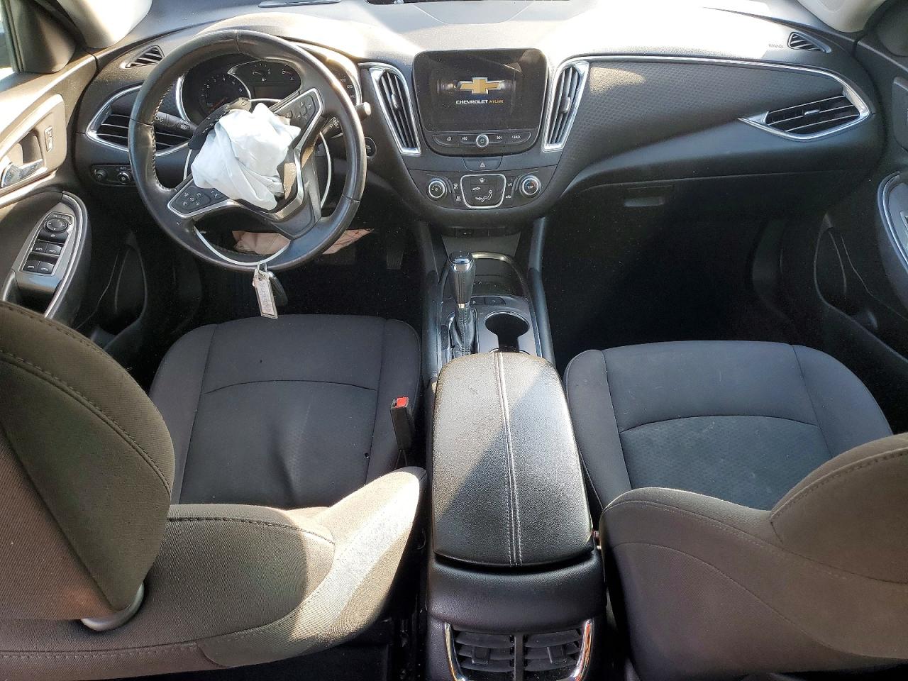 2017 CHEVROLET MALIBU LT photo 15