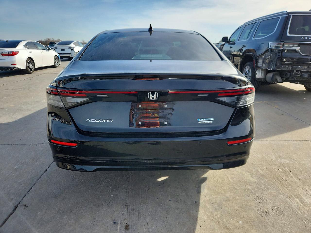 2024 HONDA ACCORD TOURING HYBRID photo 16