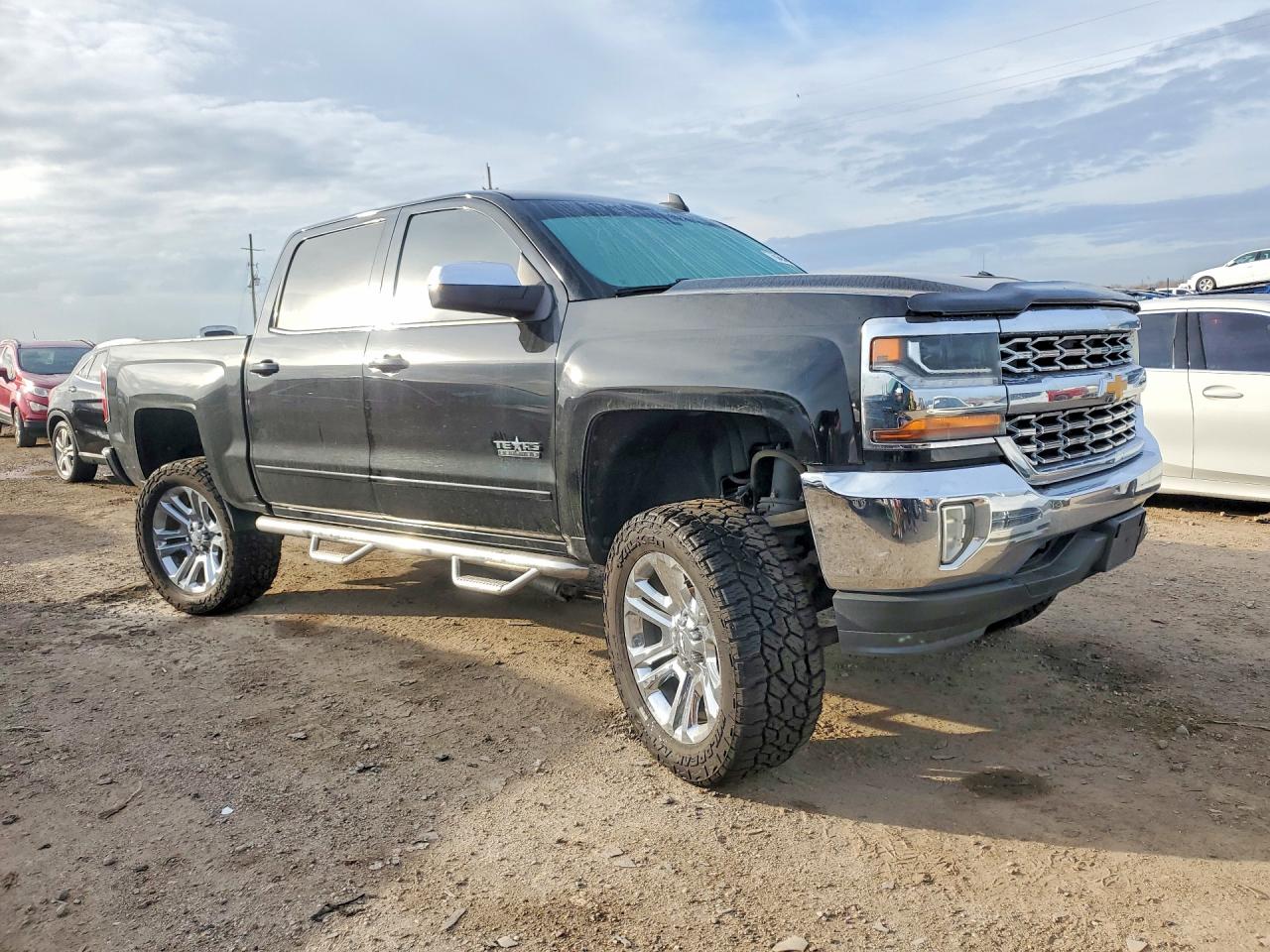 2016 CHEVROLET SILVERADO K1500 LT photo 7