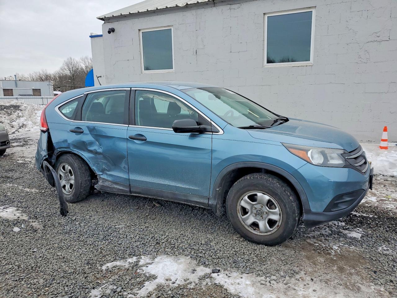 2013 HONDA CR-V LX photo 10