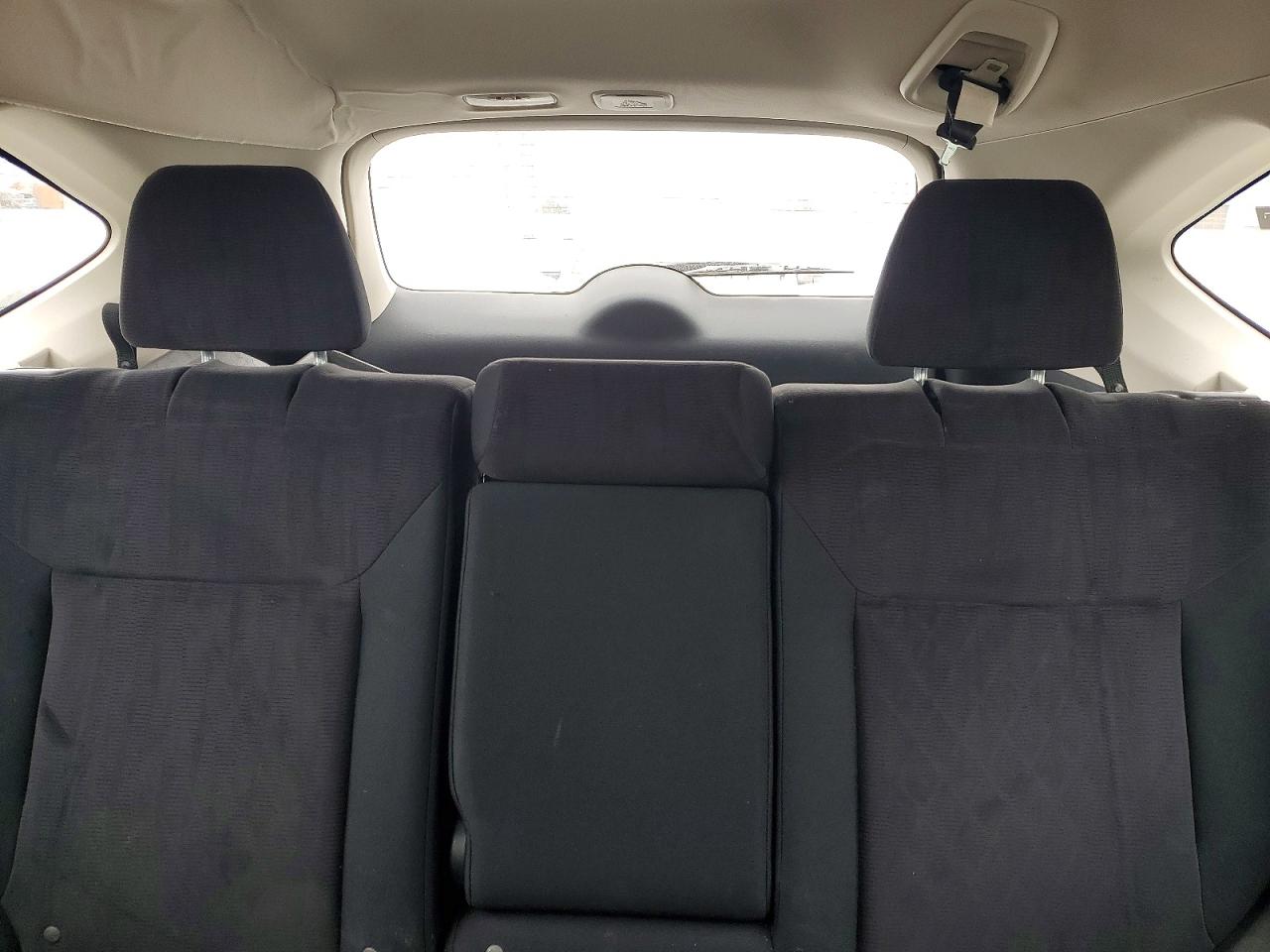 2013 HONDA CR-V LX photo 28