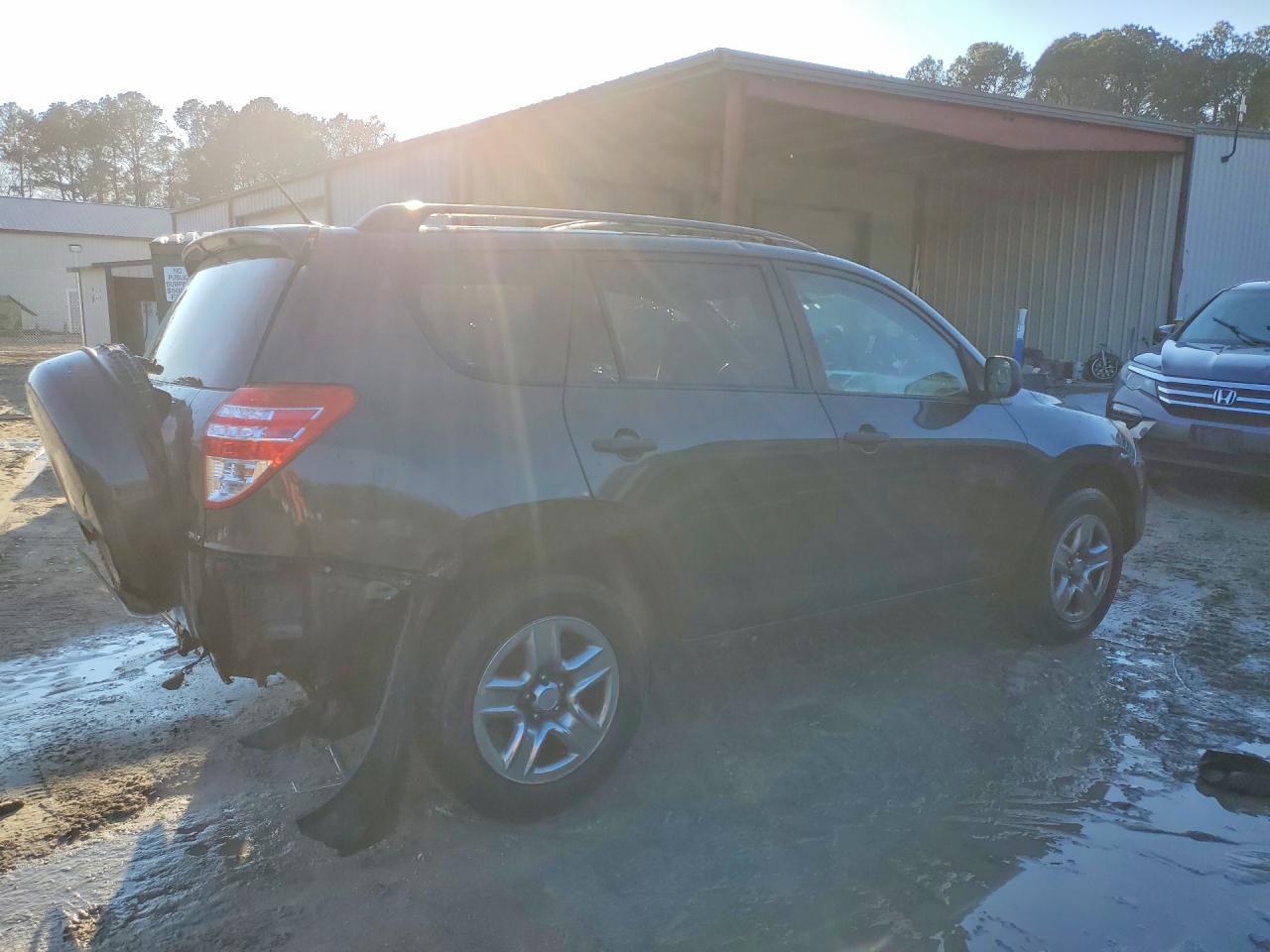 2011 TOYOTA RAV4 BASE photo 3
