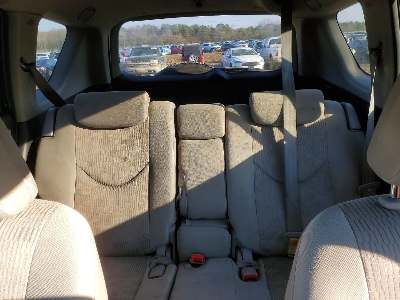 2011 TOYOTA RAV4 BASE photo 10