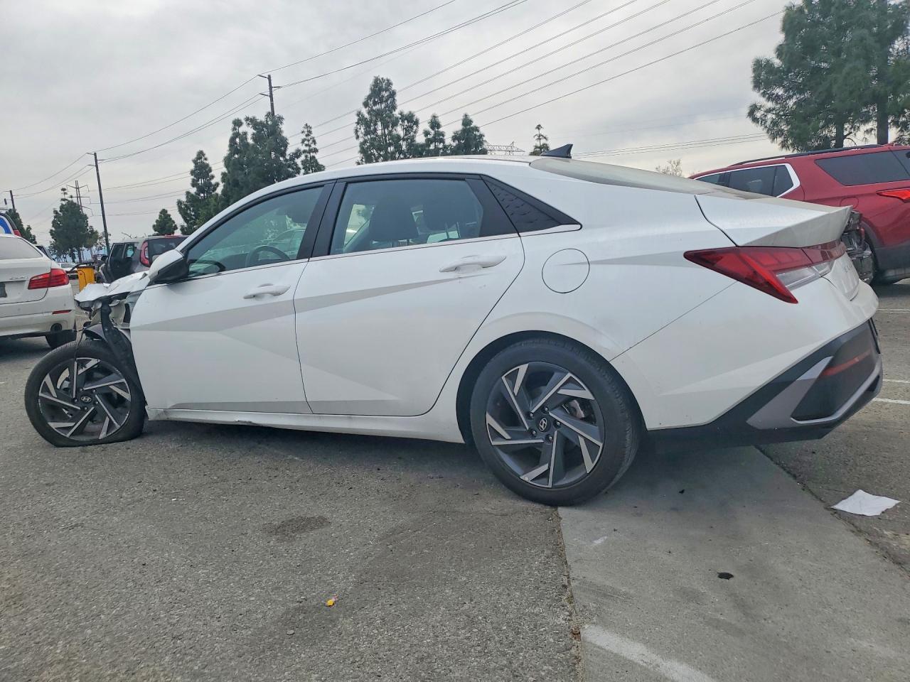 2024 HYUNDAI ELANTRA LIMITED photo 3