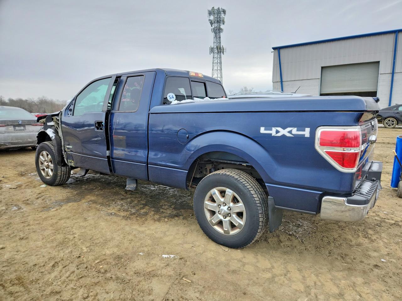 2013 FORD F150 SUPER CAB photo 2