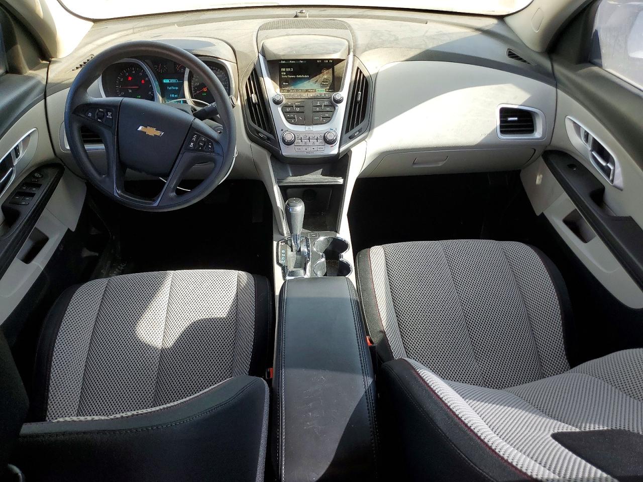 2016 CHEVROLET EQUINOX LS photo 22