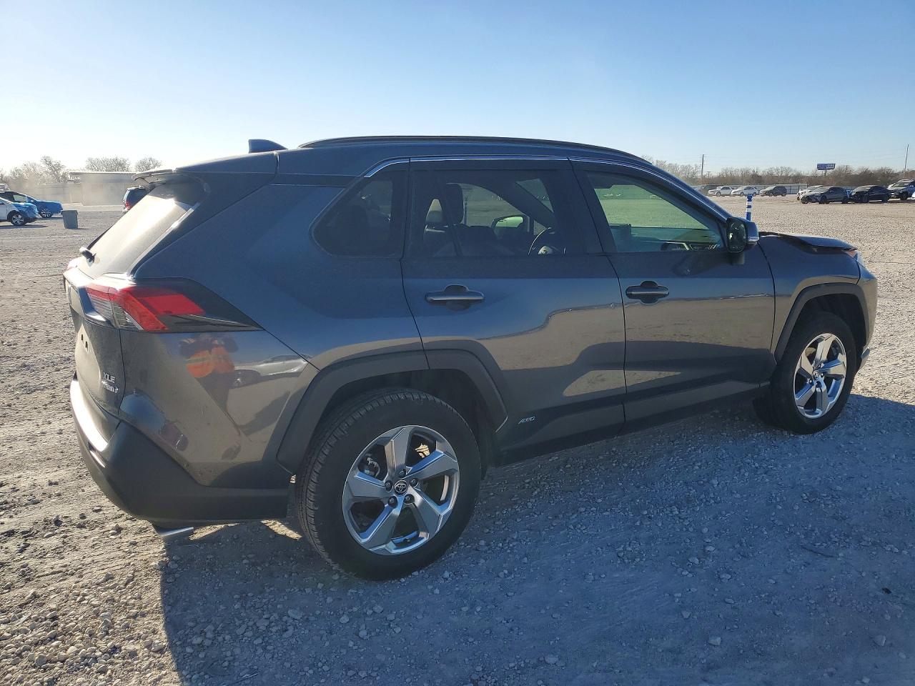 2021 TOYOTA RAV4 XLE PREMIUM photo 3