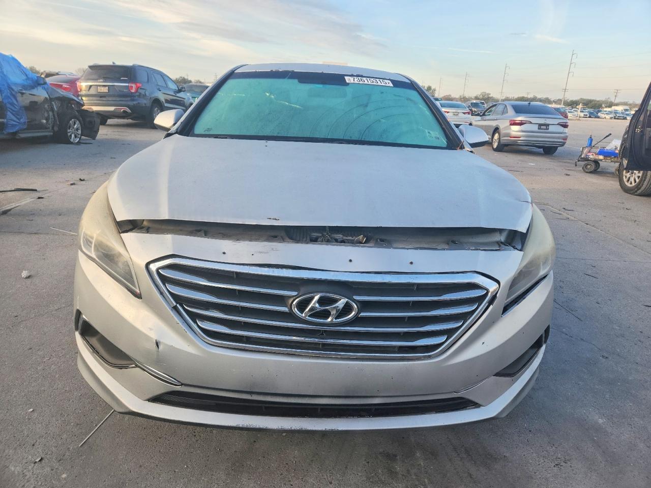 2015 HYUNDAI SONATA SE photo 9
