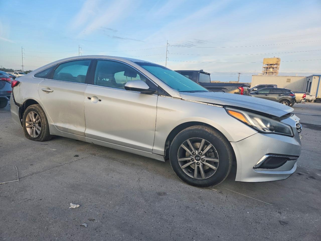 2015 HYUNDAI SONATA SE photo 7
