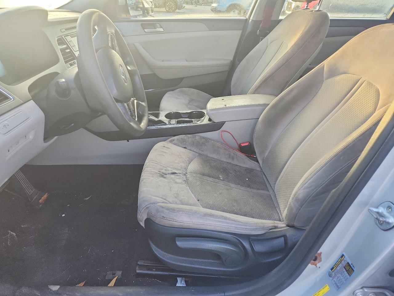 2015 HYUNDAI SONATA SE photo 13