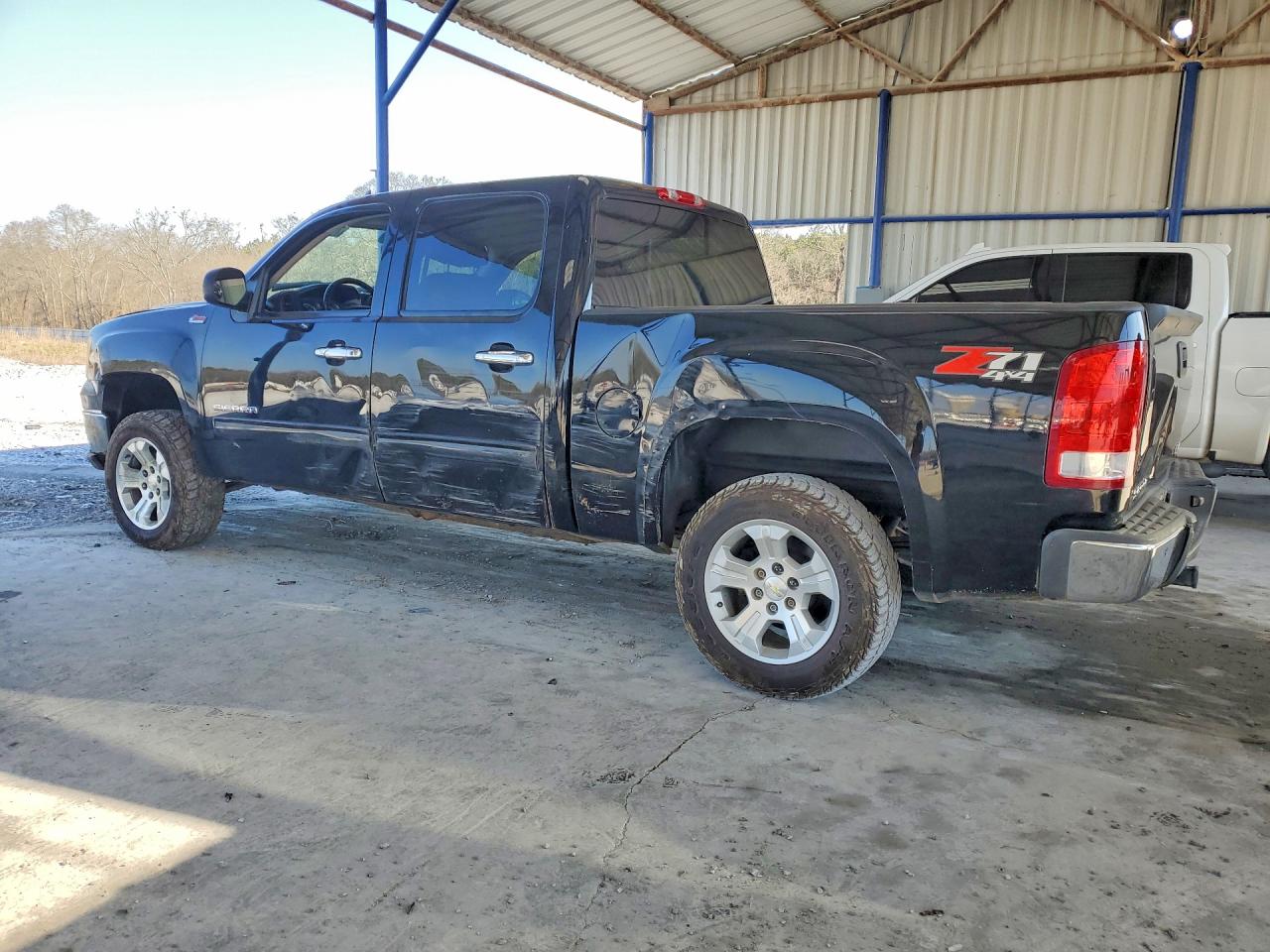 2010 GMC SIERRA K1500 HYBRID photo 2
