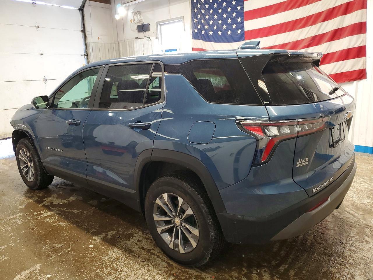 2026 CHEVROLET EQUINOX LT photo 4
