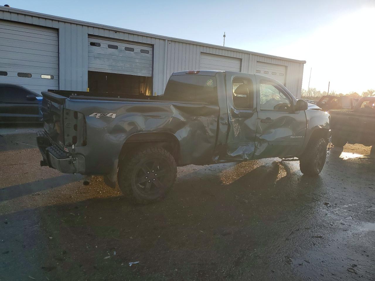 2007 GMC NEW SIERRA K1500 photo 5