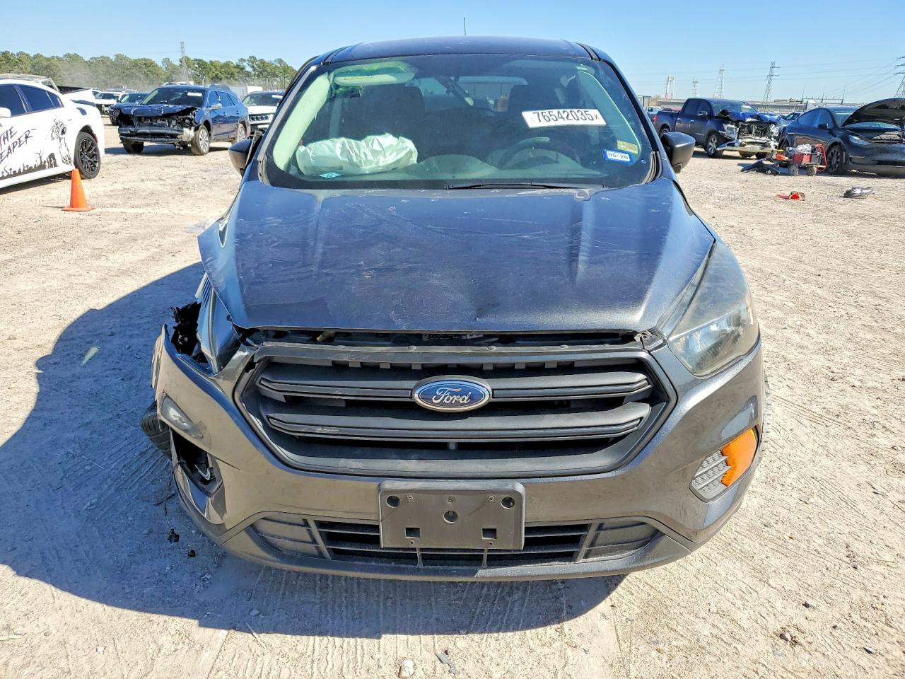 2019 FORD ESCAPE S photo 5