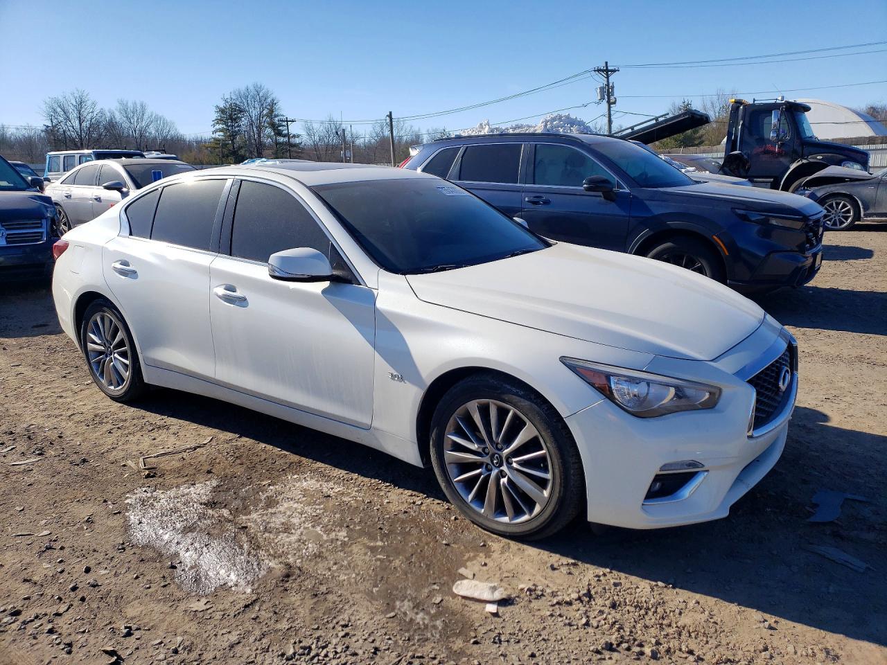 2018 INFINITI Q50 LUXE photo 10