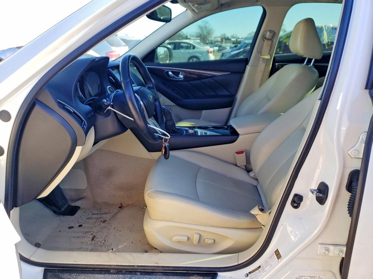2018 INFINITI Q50 LUXE photo 19