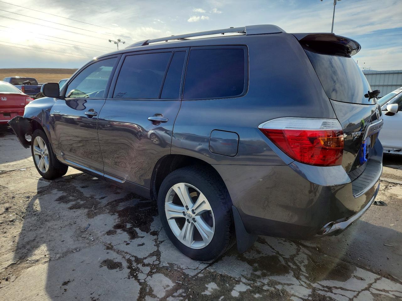2008 TOYOTA HIGHLANDER SPORT photo 2