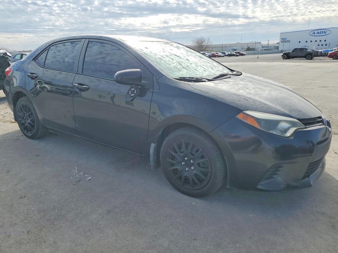 2014 TOYOTA COROLLA LE photo 4