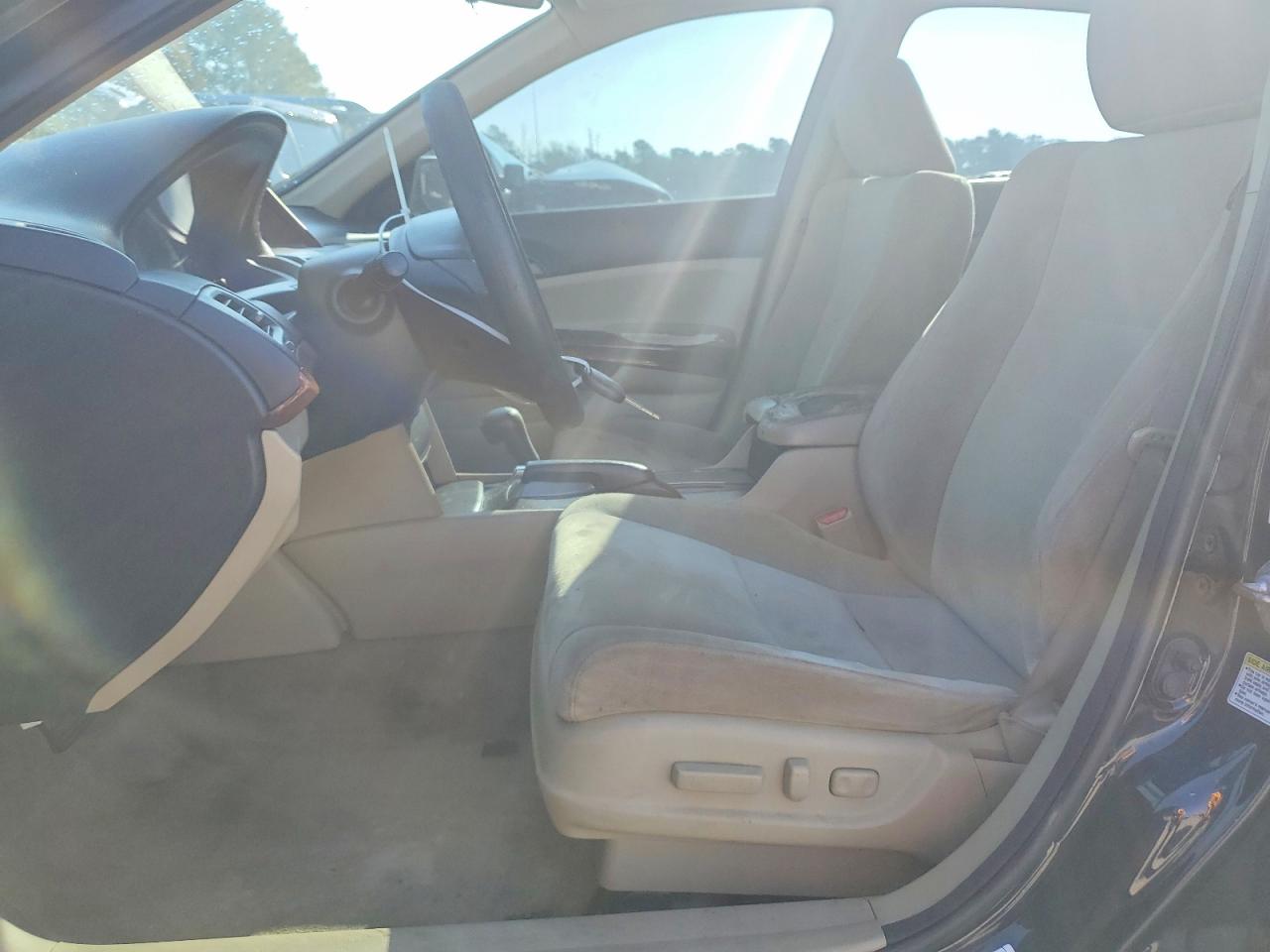 2012 HONDA ACCORD EX photo 7