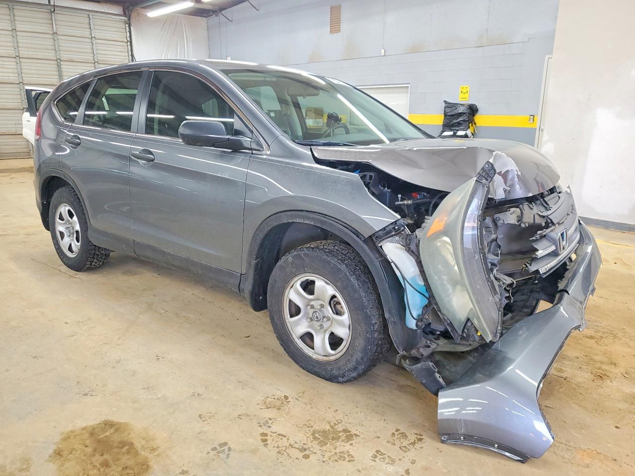 2014 HONDA CR-V LX photo 4