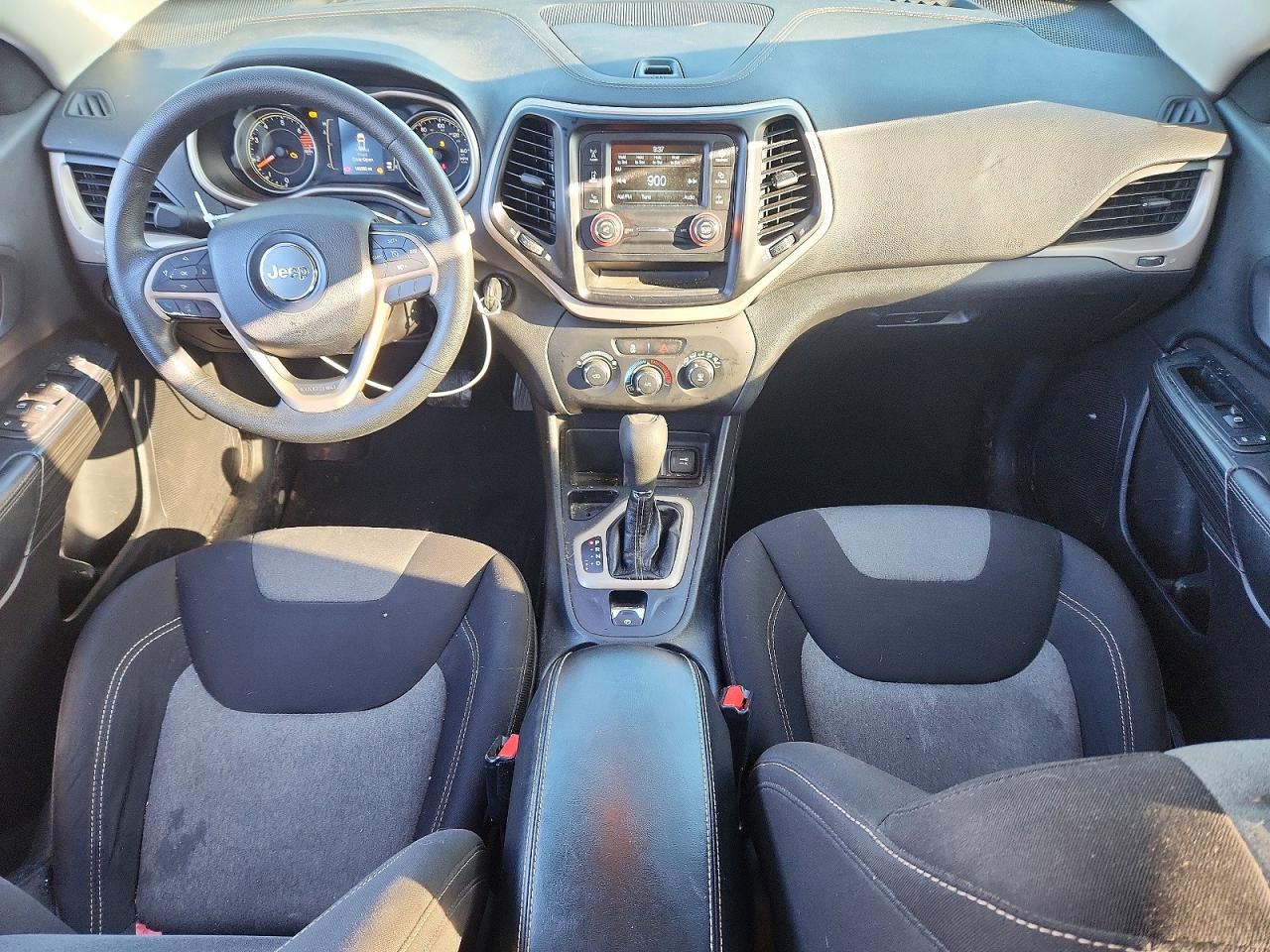 2016 JEEP CHEROKEE photo 15