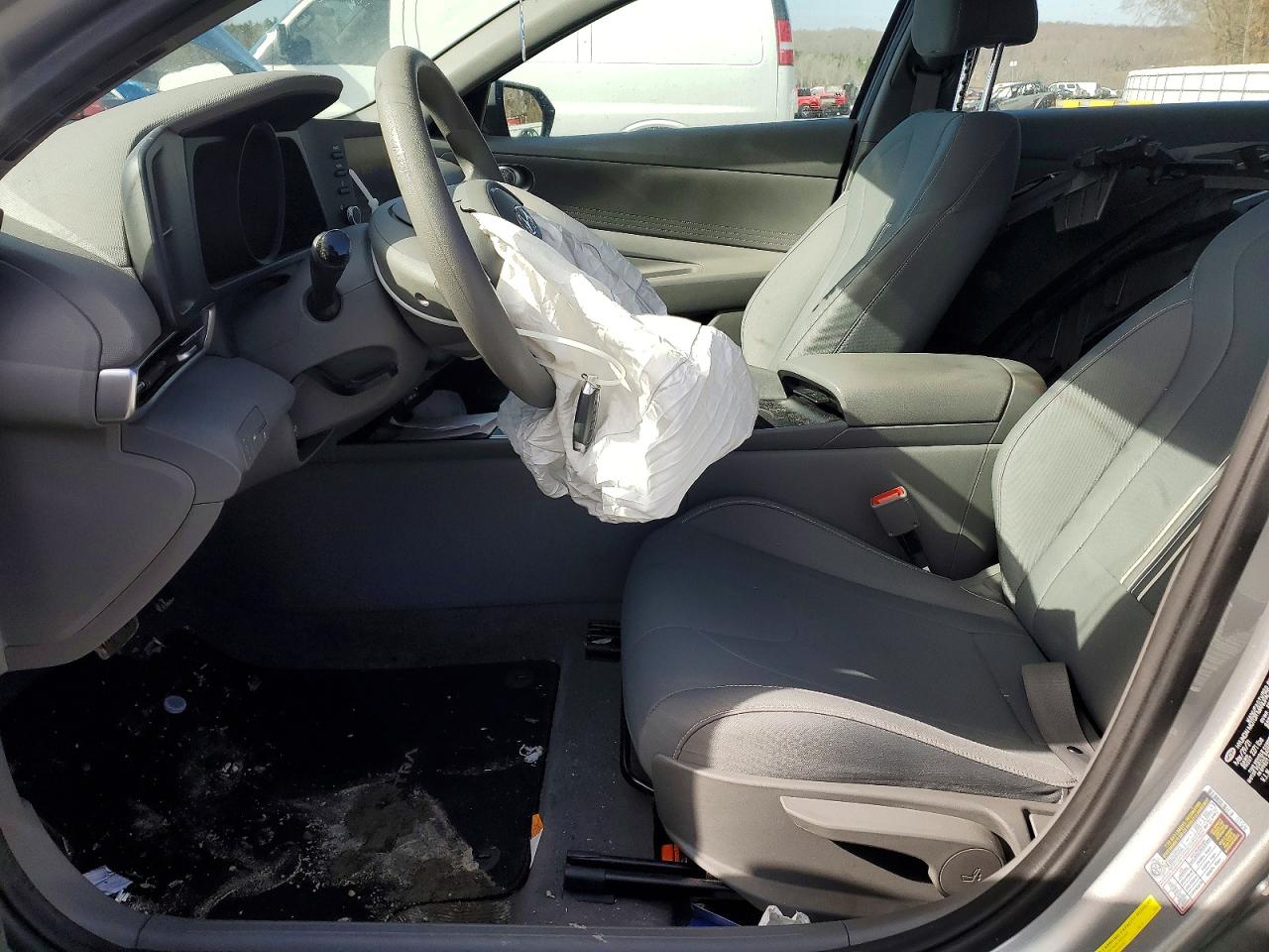 2021 HYUNDAI ELANTRA SEL photo 7