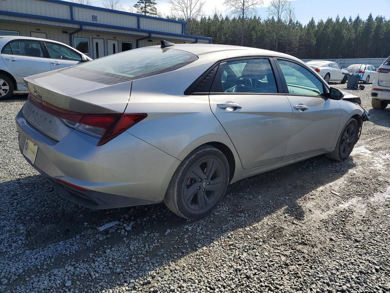 2021 HYUNDAI ELANTRA SEL photo 3
