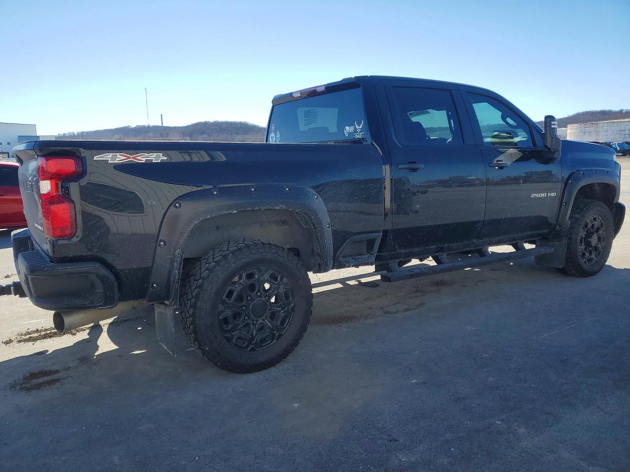 2024 CHEVROLET SILVERADO K2500 CUSTOM photo 5