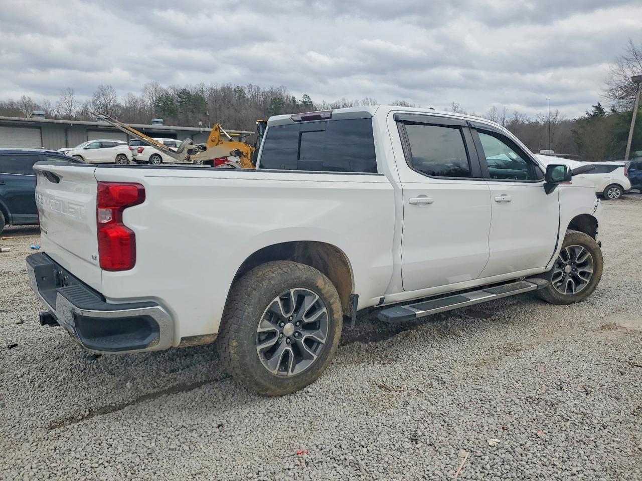 2020 CHEVROLET SILVERADO K1500 LT photo 5