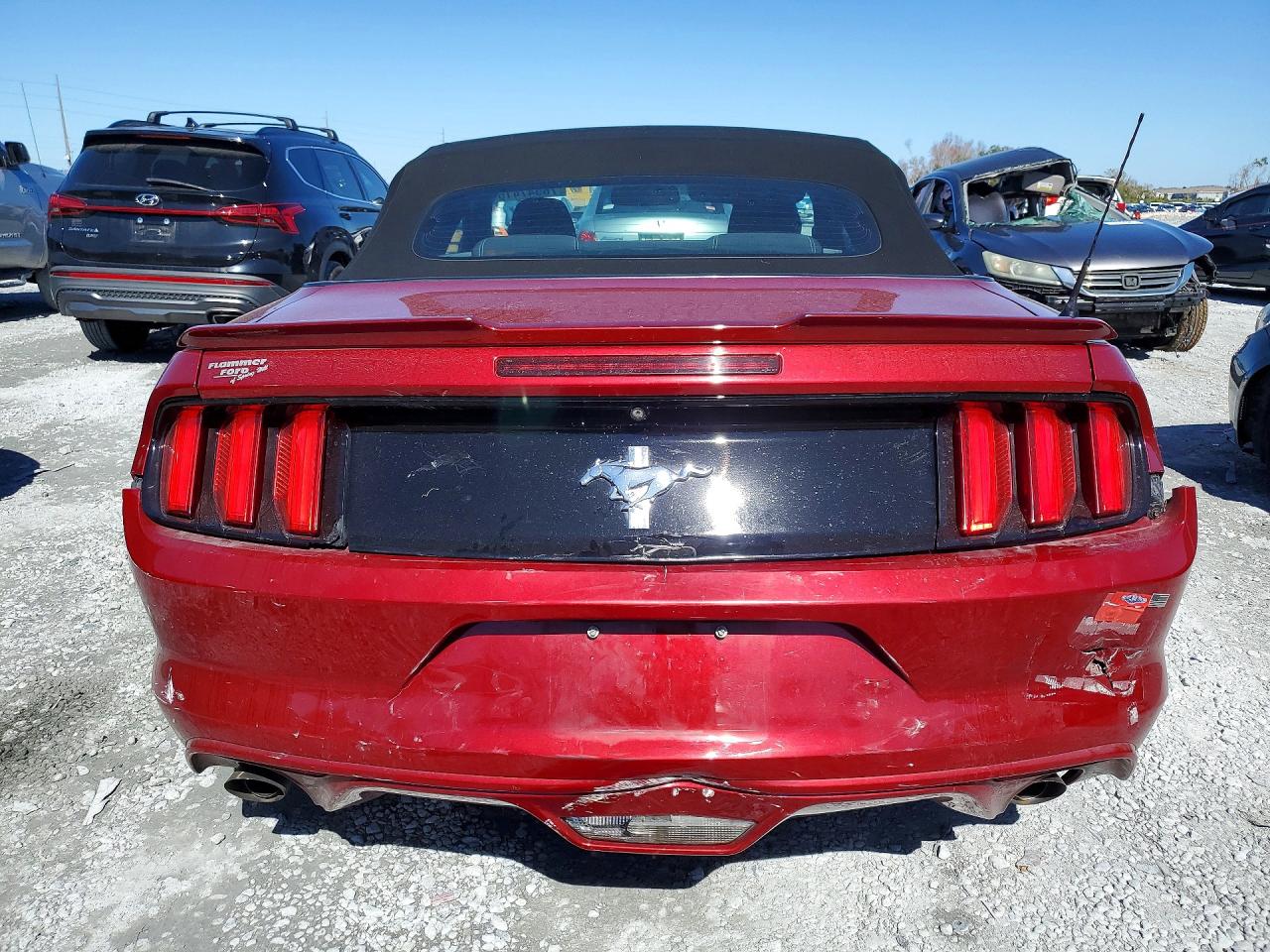 2015 FORD MUSTANG photo 11