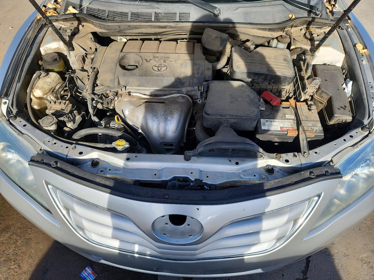 2011 TOYOTA CAMRY LE photo 11