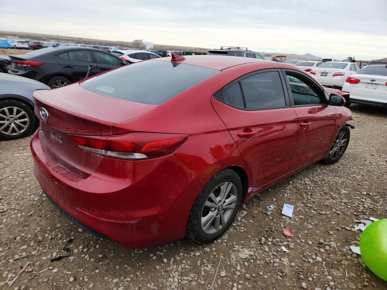 2017 HYUNDAI ELANTRA SE photo 3