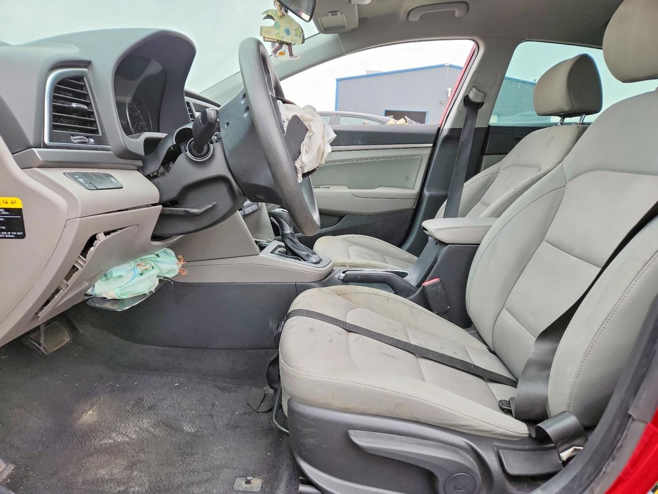 2017 HYUNDAI ELANTRA SE photo 7