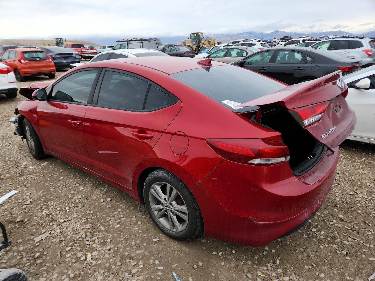 2017 HYUNDAI ELANTRA SE photo 2