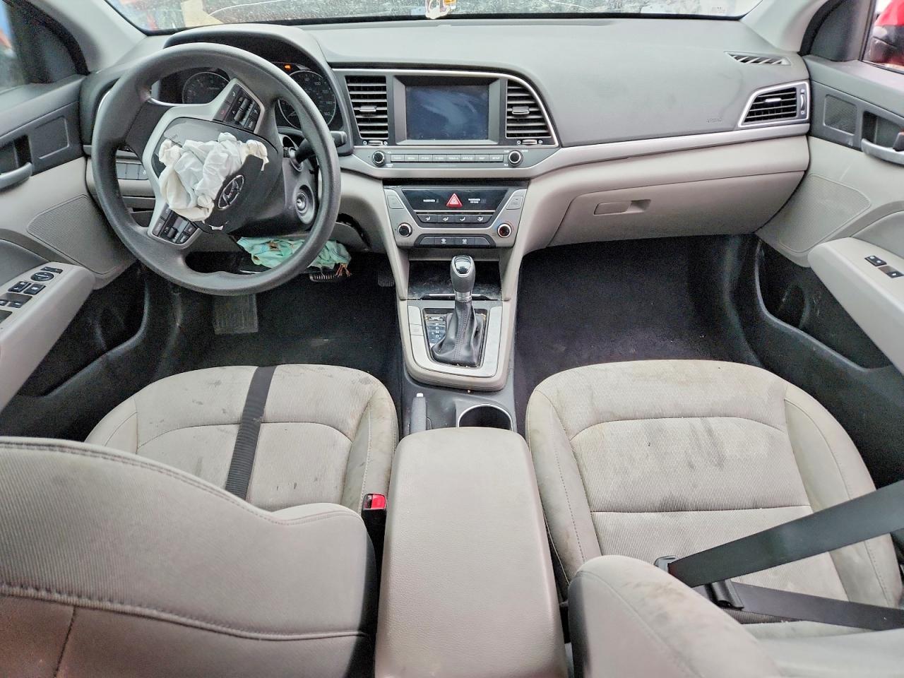 2017 HYUNDAI ELANTRA SE photo 8